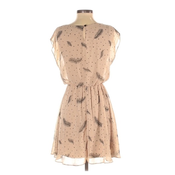 Lush Dress - Picture 2 of 7